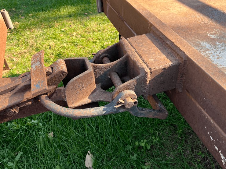 set-of-3-flat-cars-image-56