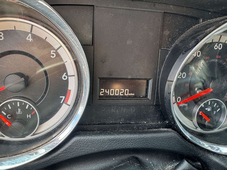 2017-dodge-grand-caravan-sxt-image-29