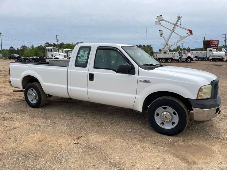 2007-ford-f250-image-4