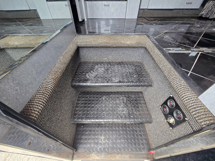 1990-international-4900-image-35