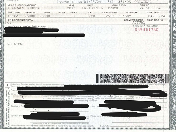 2016-freightliner-m2-106-image-33