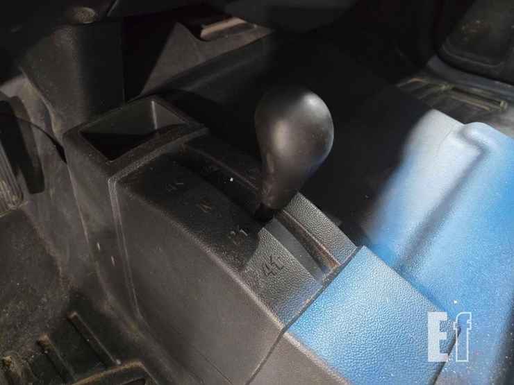 2015-chevrolet-silverado-1500-image-15