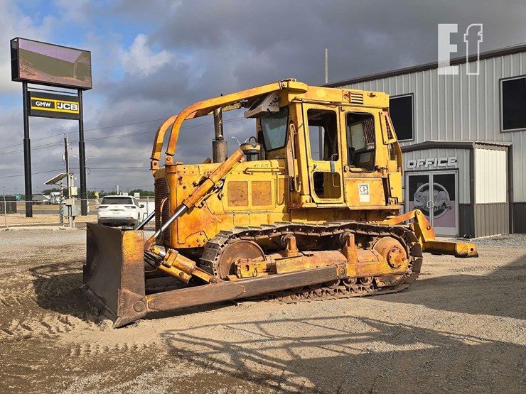 1982-caterpillar-d6d-image-1