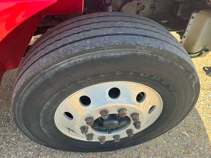 2016-international-durastar-4300-image-23