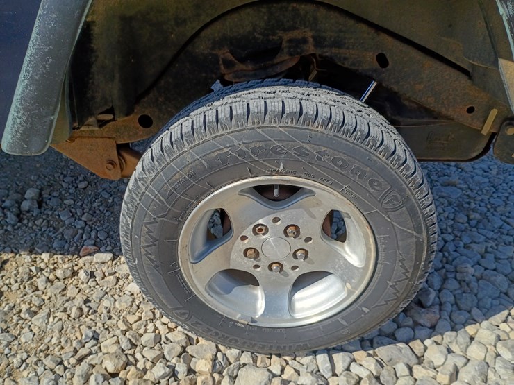 1997-jeep-wrangler-image-73