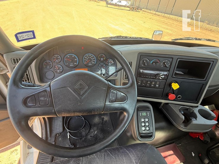 2017-international-transtar-8600-image-15