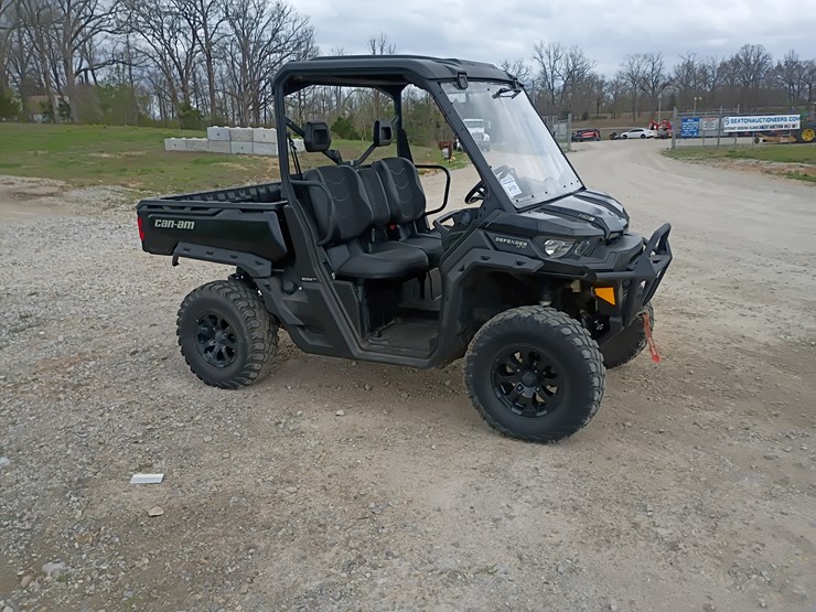 2022-can-am-defender-hd9-image-12