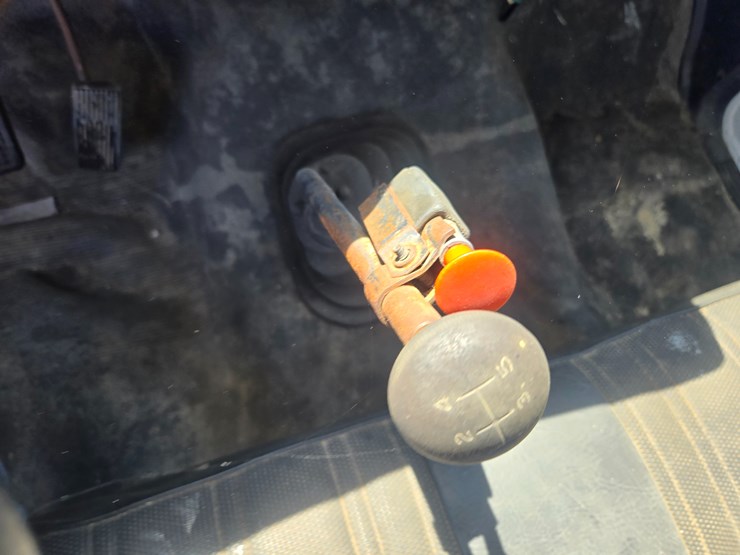 1997-ford-f700-image-47