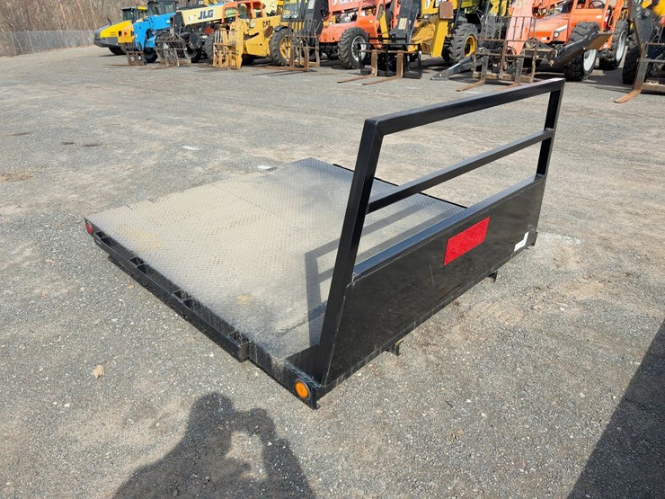 cadet-7'-steel-flatbed-truck-body-image-6