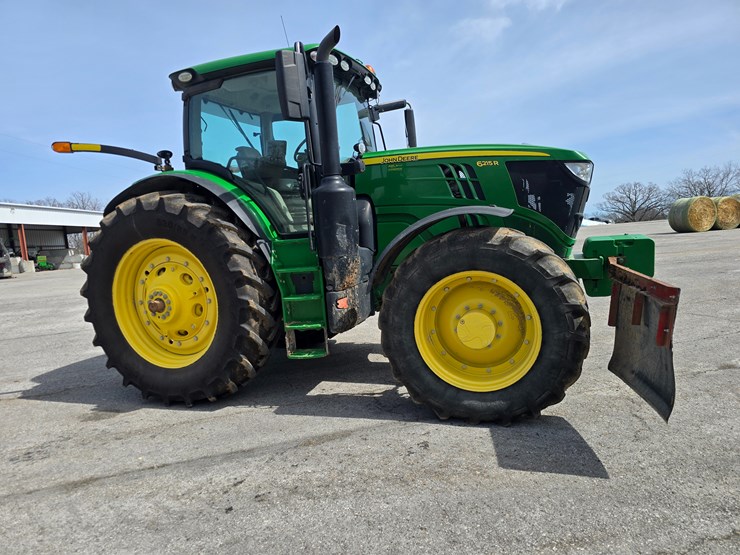 john-deere-6125r-image-18