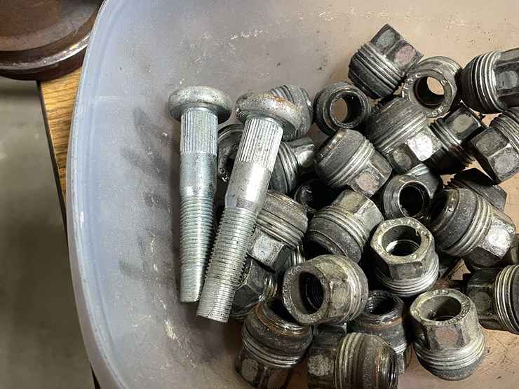 gmc-sierra-2500-image-3