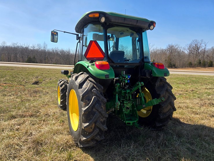 2019-john-deere-5100e-image-9