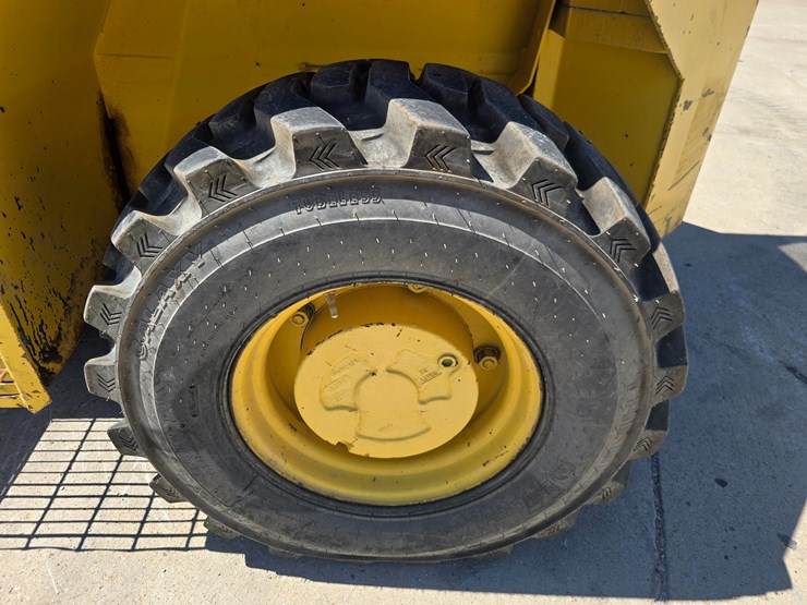 2000-sellick-sd80-image-55