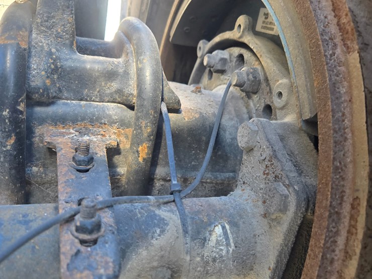 2006-freightliner-columbia-120-image-68