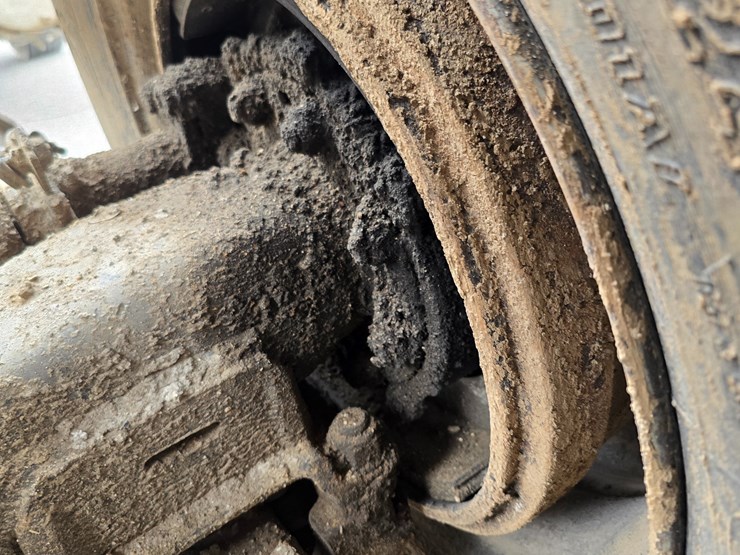 2003-mack-rd688s-image-50