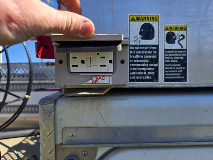 2008-international-durastar-4300-image-94