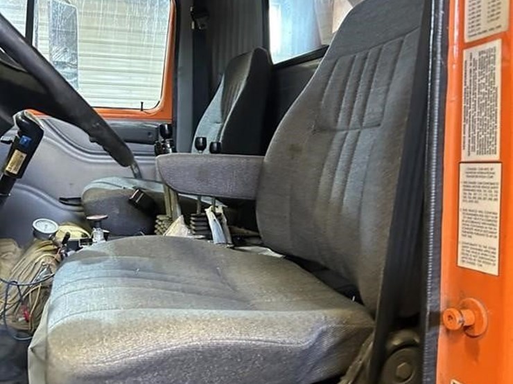 1998-international-s2500-image-23