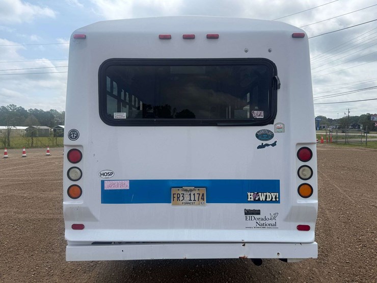 2006-ford-e350-image-6