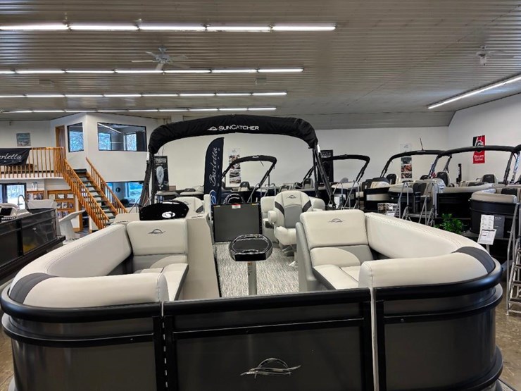 2025-g3-suncatcher-select-20rc-pontoon-image-11