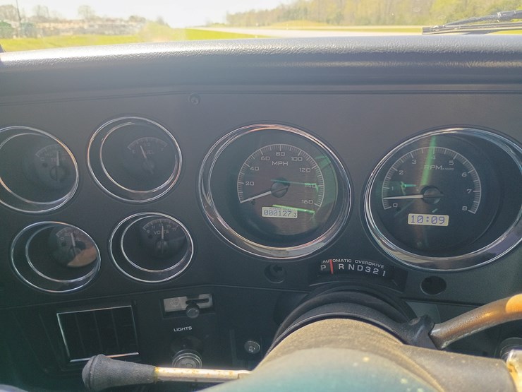 1982-chevrolet-c10-image-52