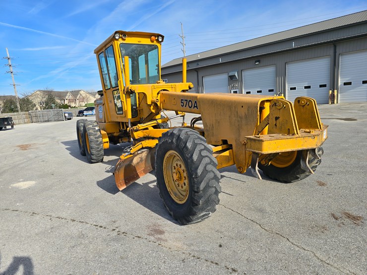 1971-deere-570a-image-18