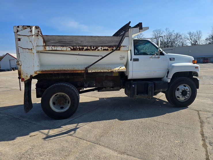 #22520-•-2002-gmc-c7500-dump-truck-image-15