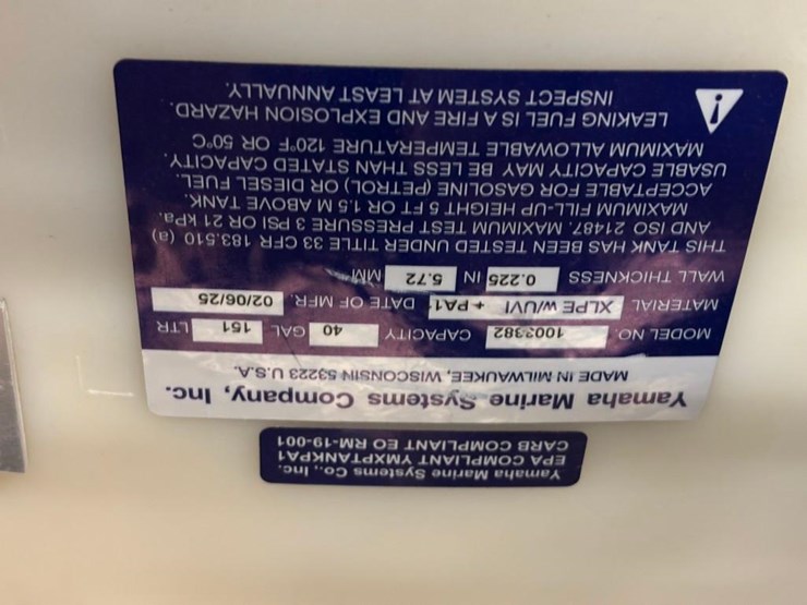 2025-g3-suncatcher-select-18f-pontoon-image-35