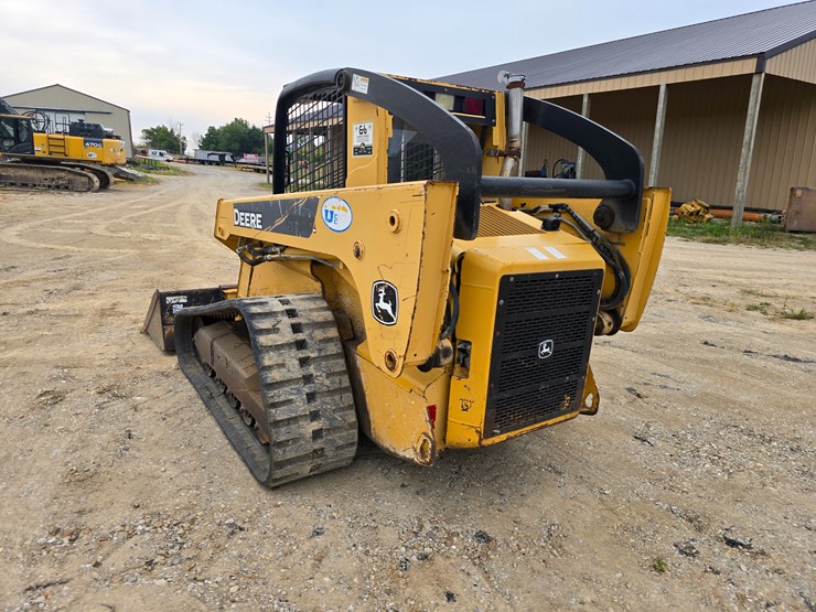 #22607-•-2008-deere-332t-skid-steer-image-10