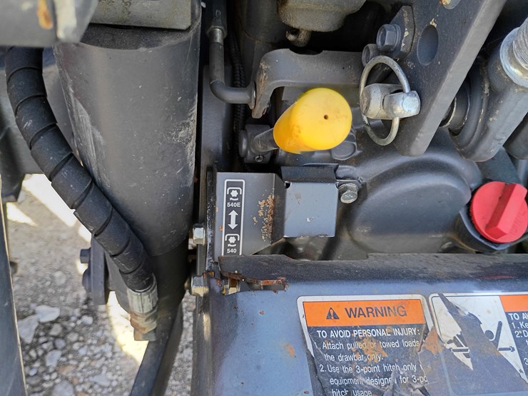 2019-kubota-m7060-image-50