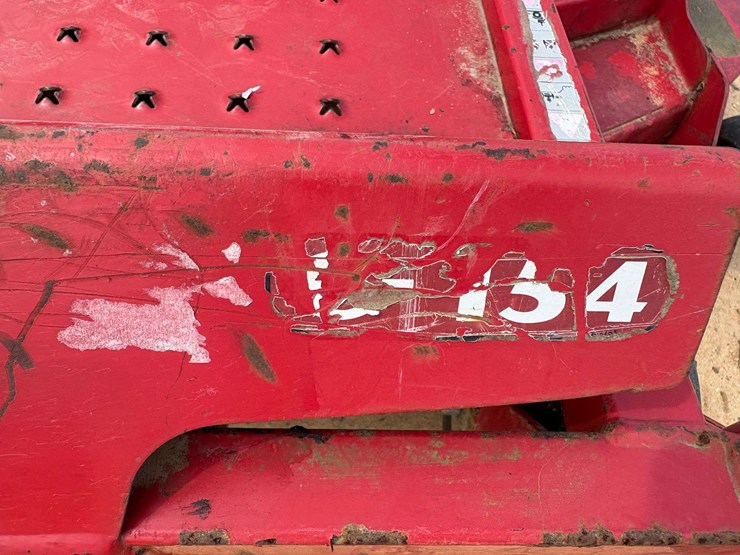 bigdog-48"-cut-zero-turn-mower-image-12