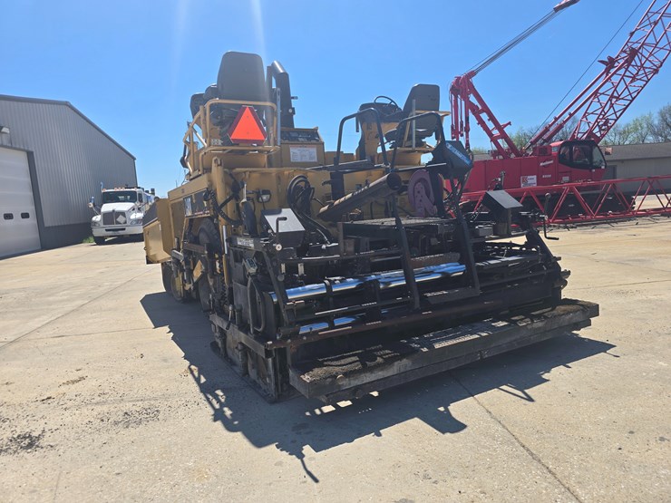 2006-caterpillar-ap-1000d-image-12