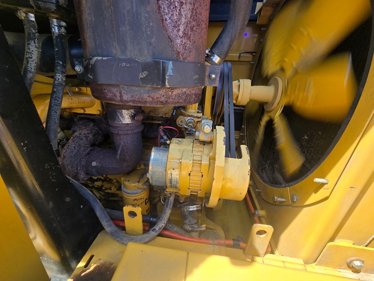 2001-caterpillar-953c-image-30