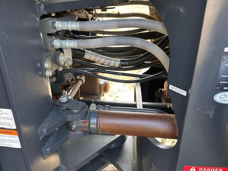 2018-komatsu-wa320-8-image-25