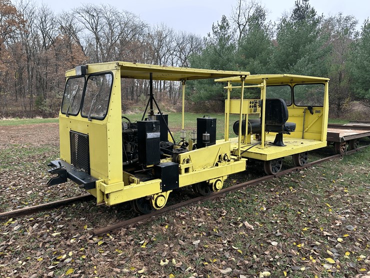 fairmont-rail-car-image-1