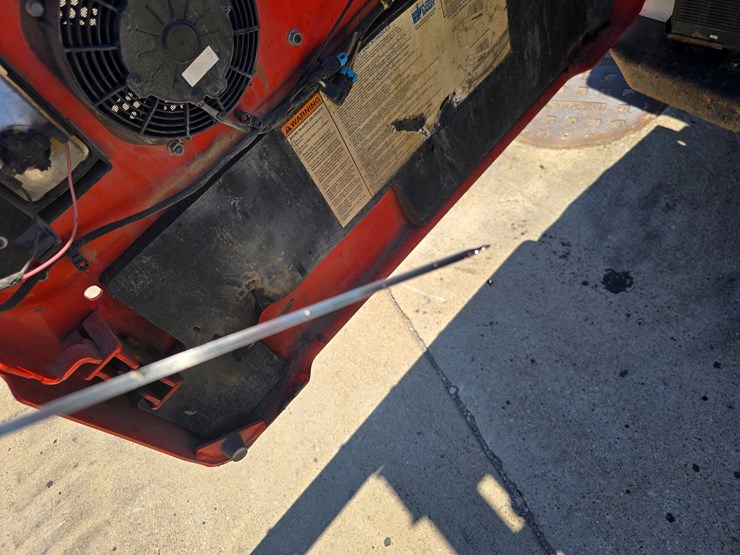 2020-bobcat-t770-image-38