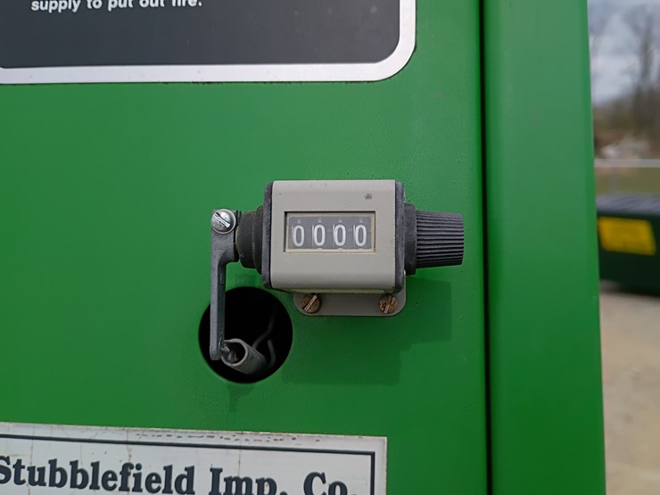 2000-john-deere-556-image-20