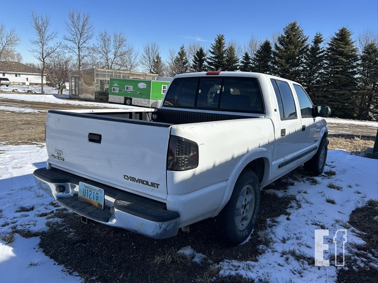 2002-chevrolet-s10-image-6