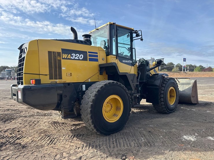 2018-komatsu-wa320-8-image-9