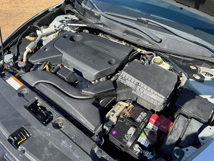 2018-nissan-altima-sl-4-door-sedan-(193,505-miles)-image-19
