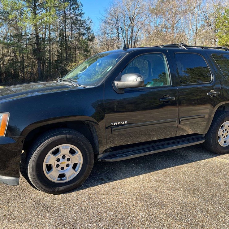 2011 CHEVROLET TAHOE