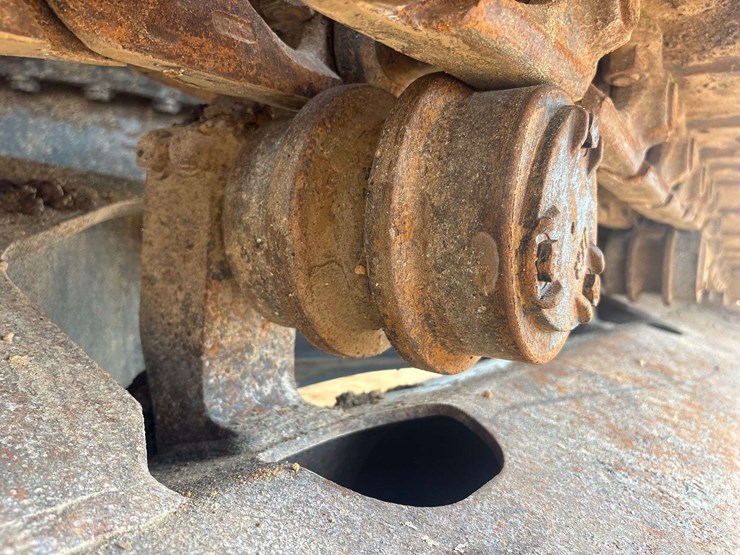 komatsu-pc200-image-30