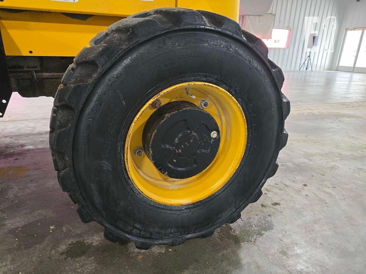 2008-jcb-930-image-24