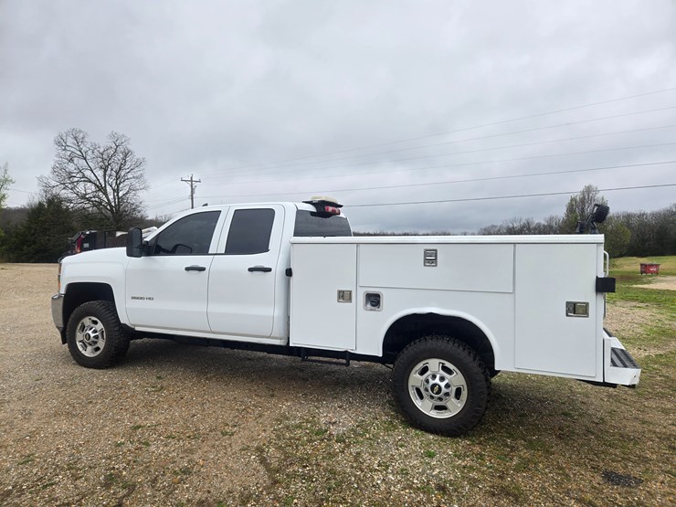 2019-chevrolet-silverado-2500-image-10