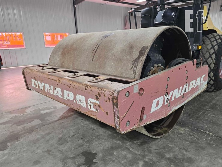 2012-dynapac-ca250d-image-9