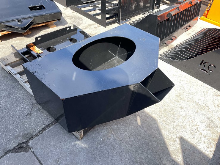 #7093-•-mini-universal-attach-concrete-bucket-(o2)-image-8