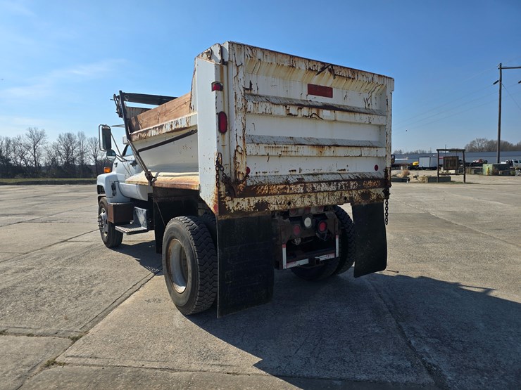 #22520-•-2002-gmc-c7500-dump-truck-image-7