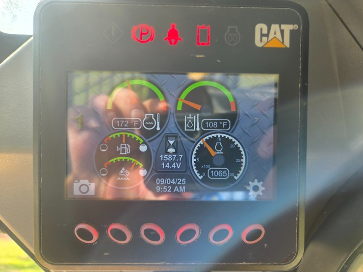 2018-caterpillar-299d2-image-36