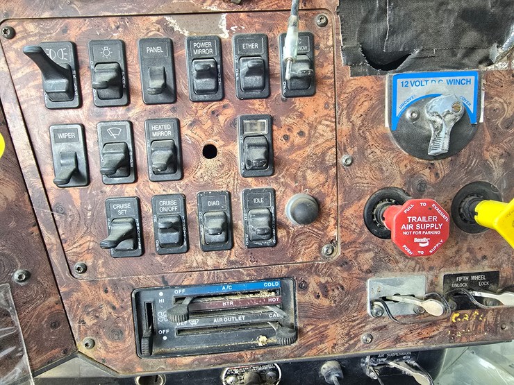 1998-international-9200-image-64