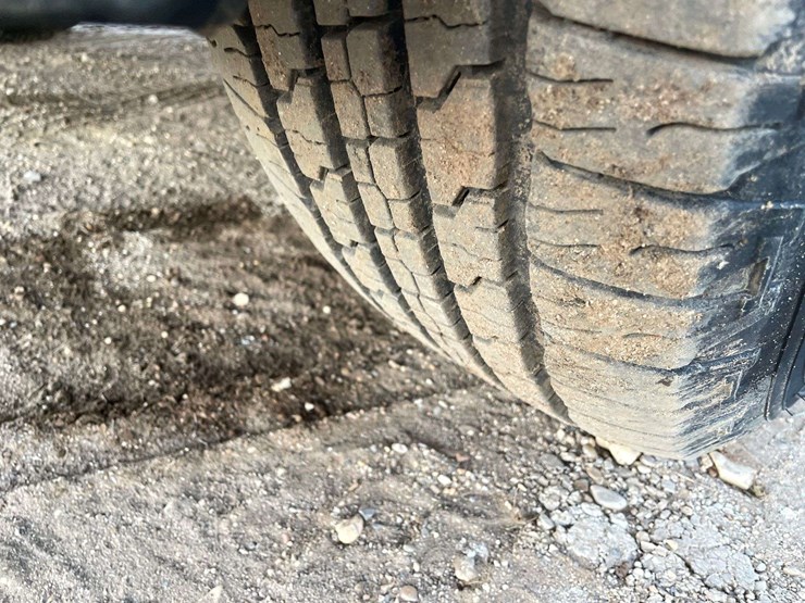 2005-chevrolet-silverado-1500-image-17