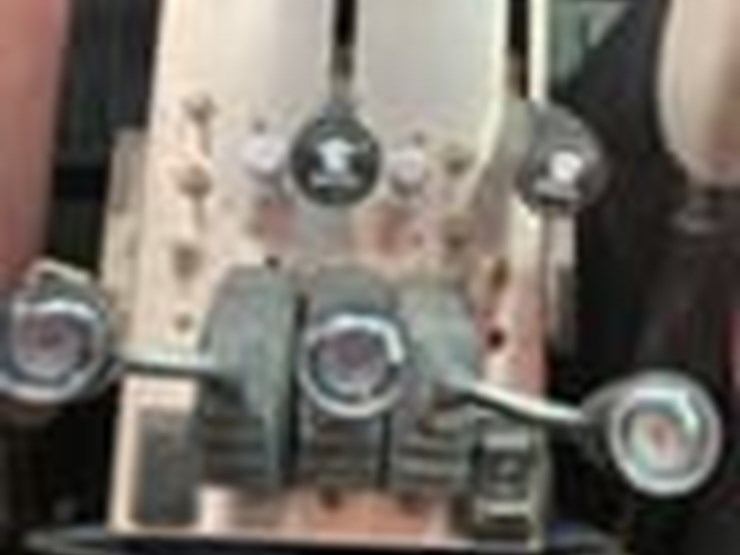 2013-kenworth-t800-image-27